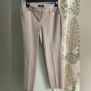 Express women’s blush pink pinstripe SZ 6 barely boot low rise editor pants